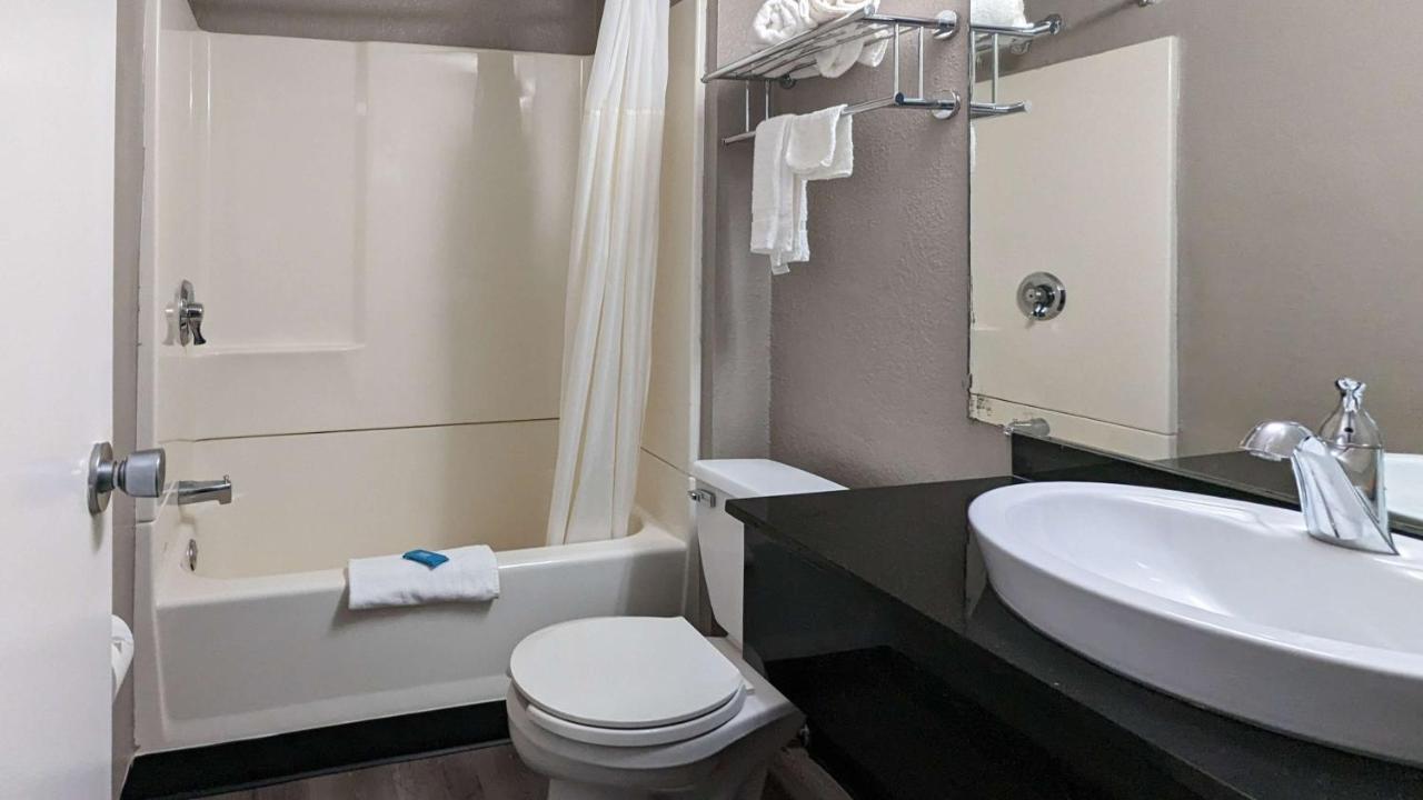 Motel 6-Danvers, Ma - Boston North Экстерьер фото